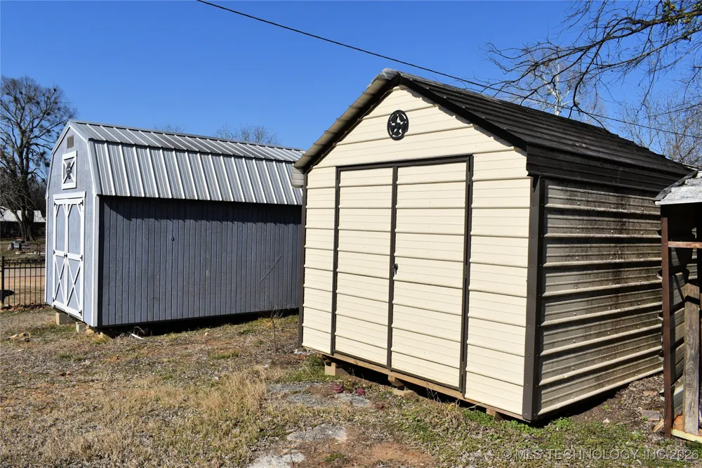 105 W Valliant Avenue Fort Towson, OK 74735