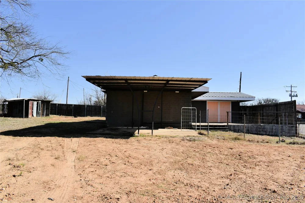 105 W Valliant Avenue Fort Towson, OK 74735