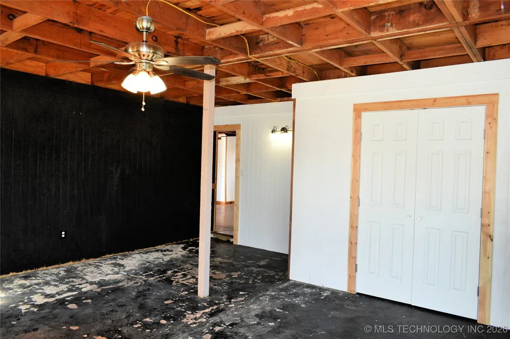 105 W Valliant Avenue Fort Towson, OK 74735