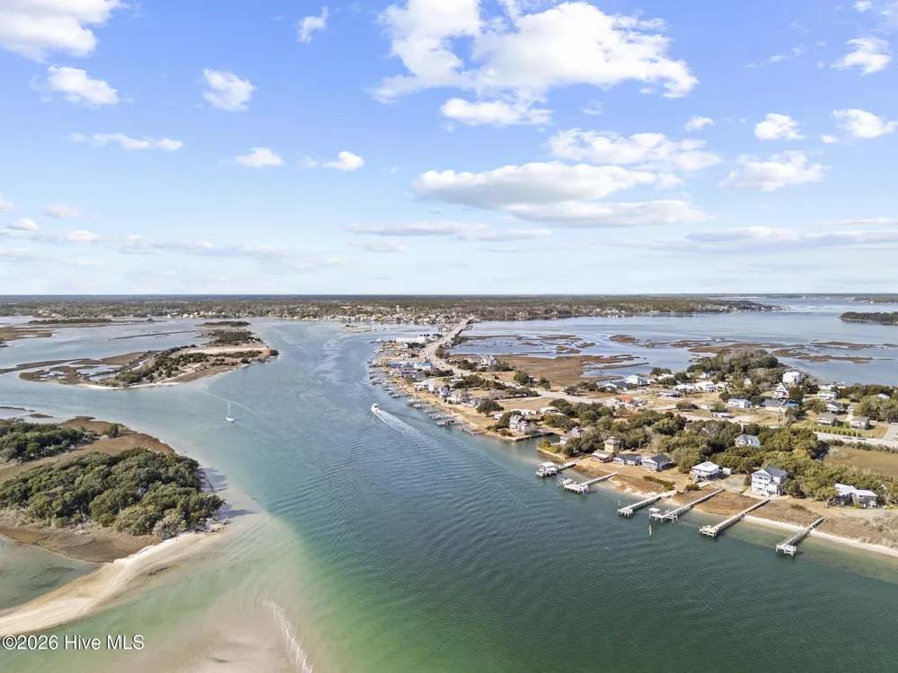 143 Capn Deck Lane Cedar Point, NC 28584