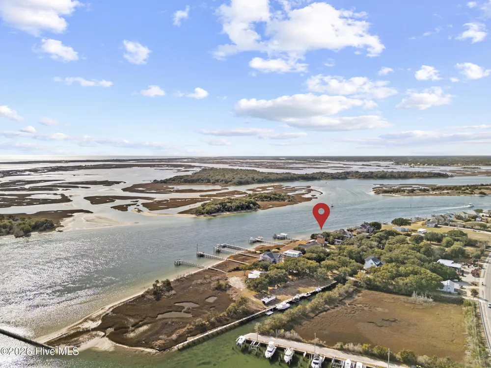 143 Capn Deck Lane Cedar Point, NC 28584