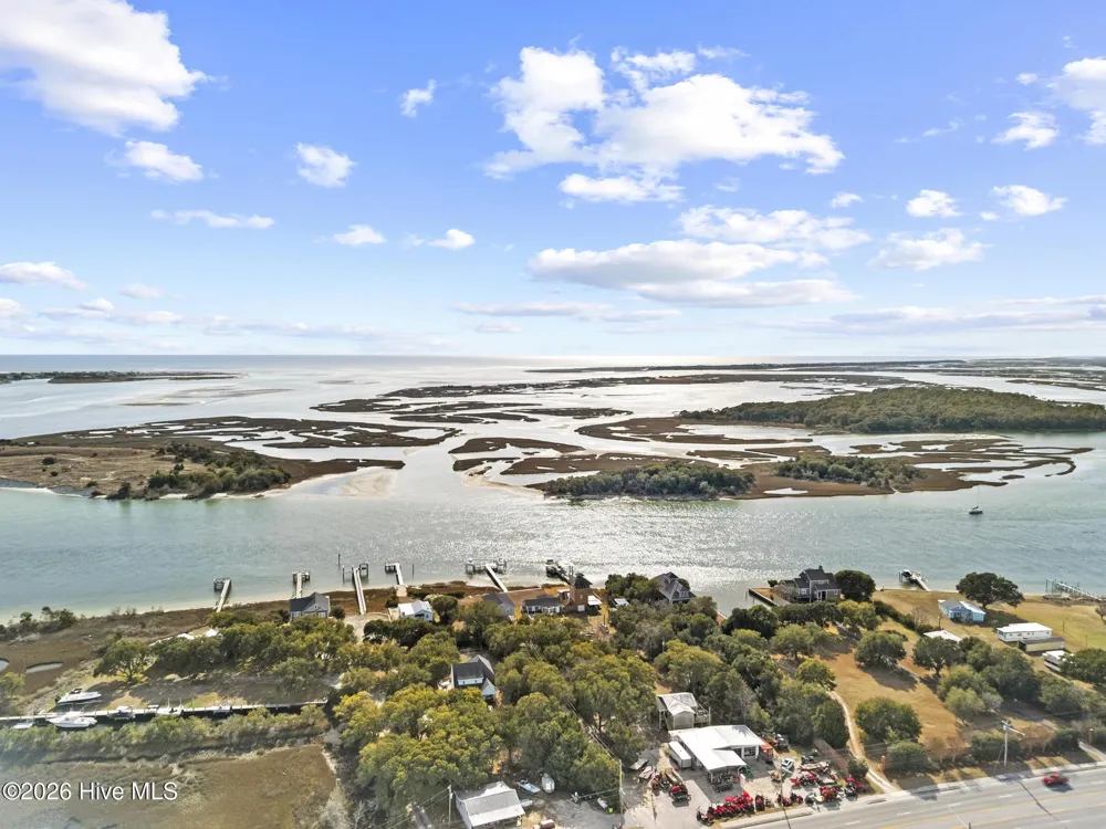 143 Capn Deck Lane Cedar Point, NC 28584