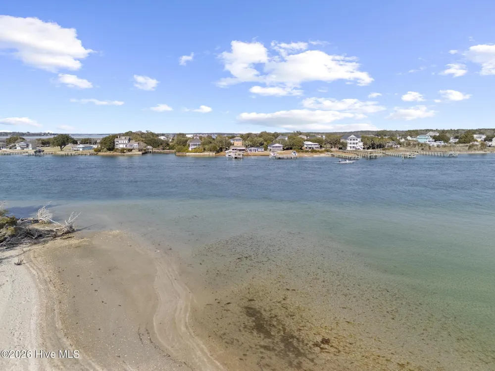 143 Capn Deck Lane Cedar Point, NC 28584