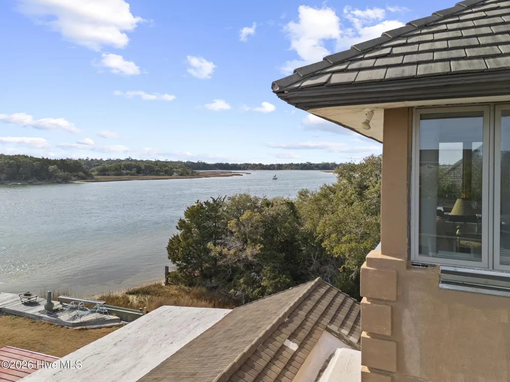 143 Capn Deck Lane Cedar Point, NC 28584