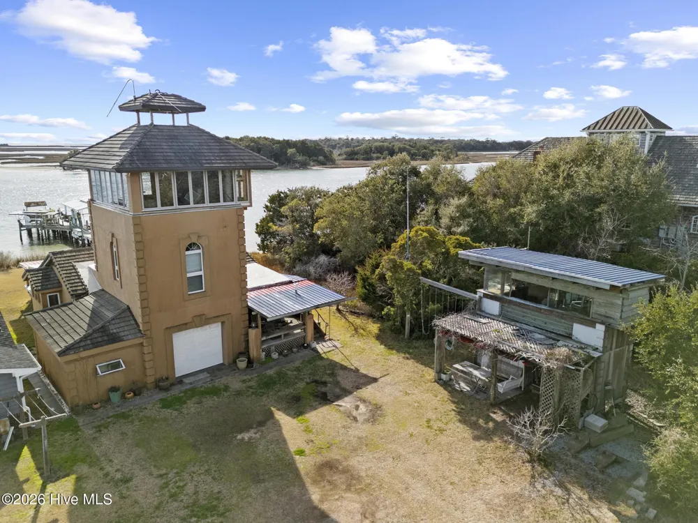 143 Capn Deck Lane Cedar Point, NC 28584