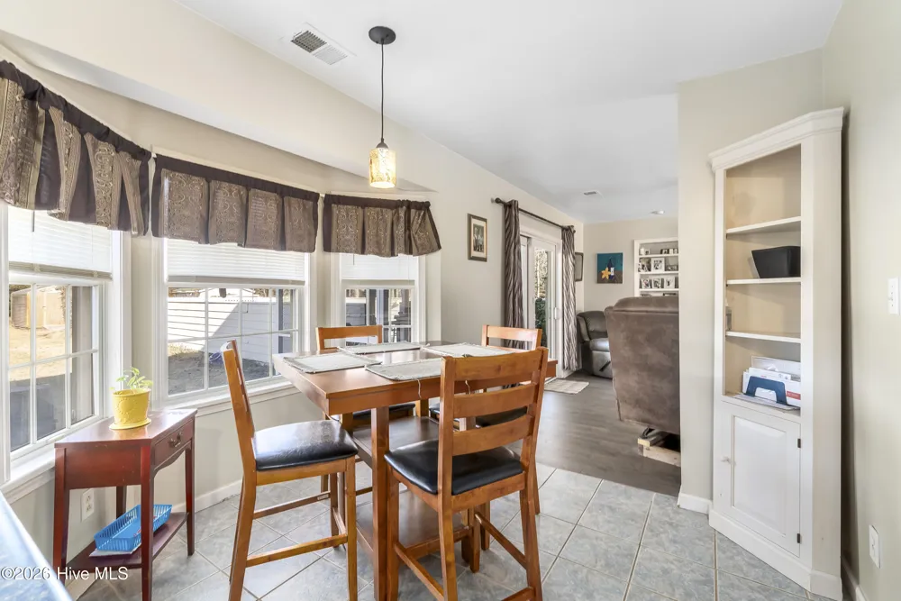 103 Trenor Lane Powells Point, NC 27966