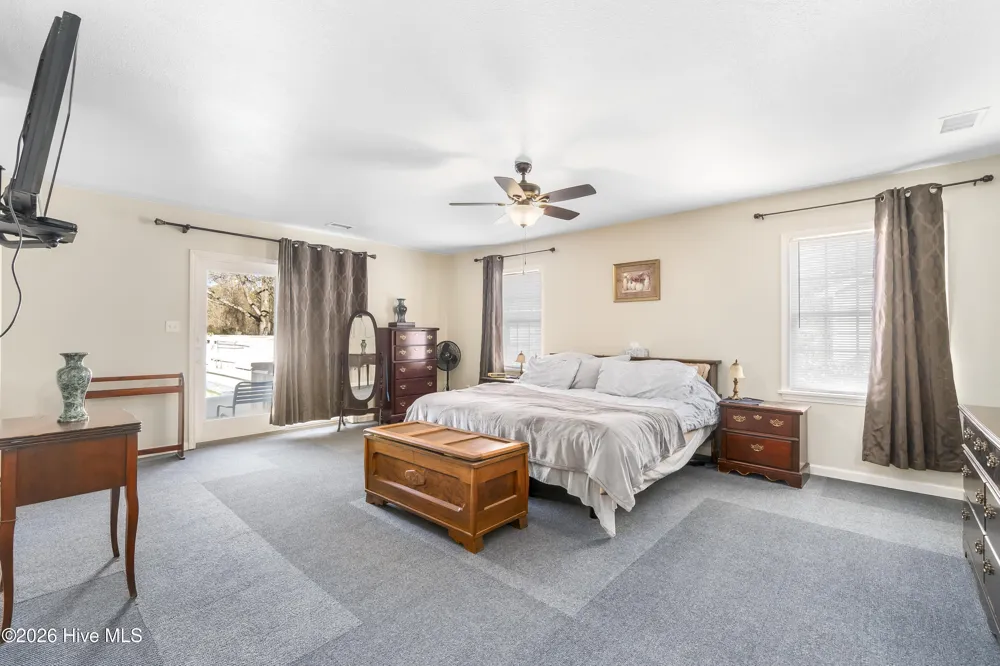 103 Trenor Lane Powells Point, NC 27966