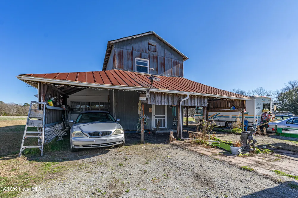 852 Bug Hill Road Nakina, NC 28455