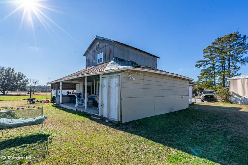 852 Bug Hill Road Nakina, NC 28455