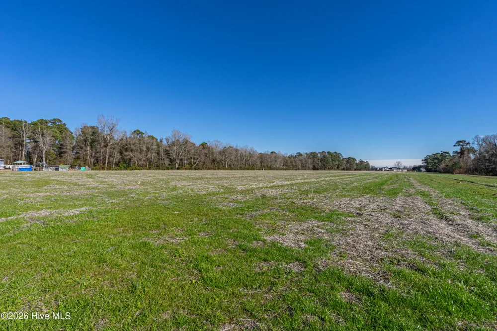 852 Bug Hill Road Nakina, NC 28455