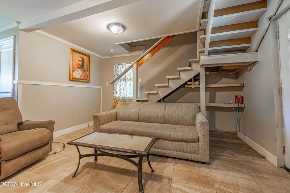 852 Bug Hill Road Nakina, NC 28455