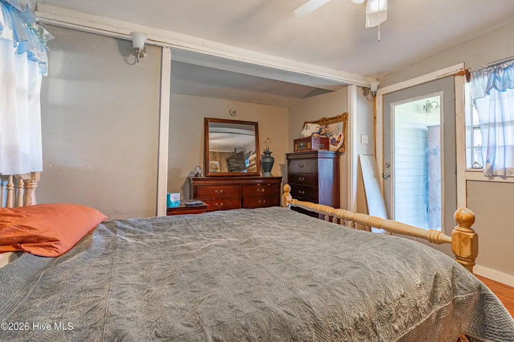 852 Bug Hill Road Nakina, NC 28455