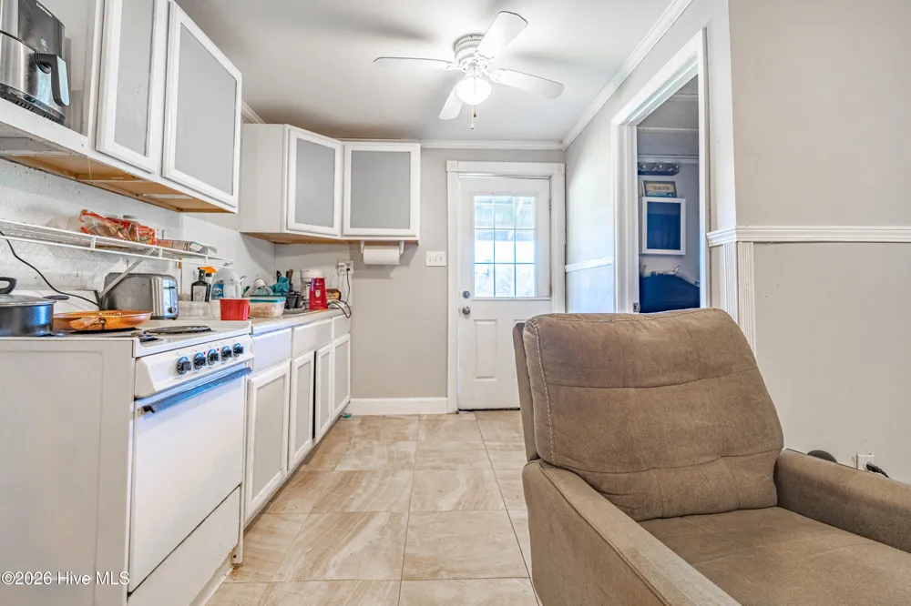 852 Bug Hill Road Nakina, NC 28455
