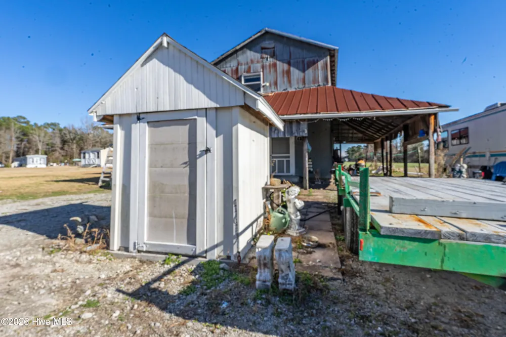 852 Bug Hill Road Nakina, NC 28455