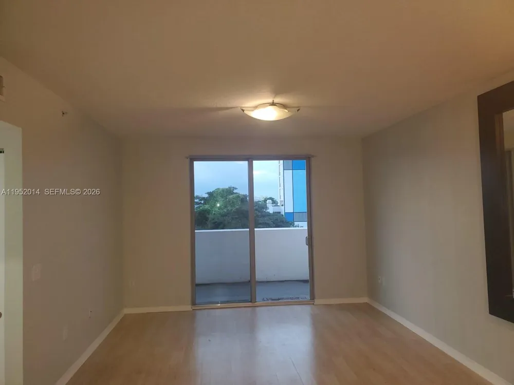 36 NW 6th Ave #603 Miami, FL 33128