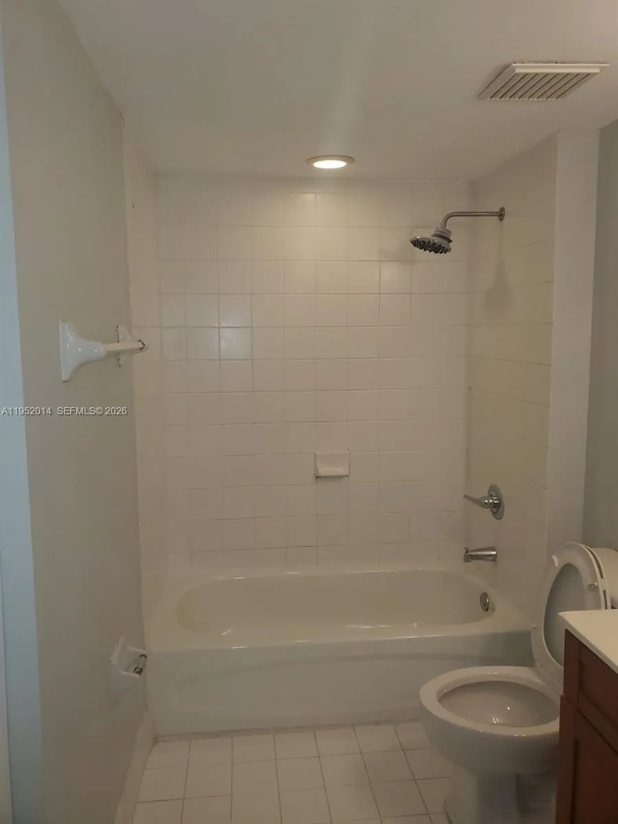 36 NW 6th Ave #603 Miami, FL 33128