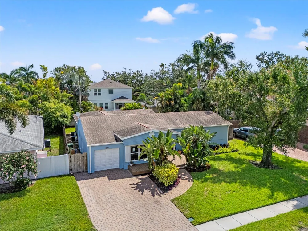 605 BOSPHOROUS AVENUE