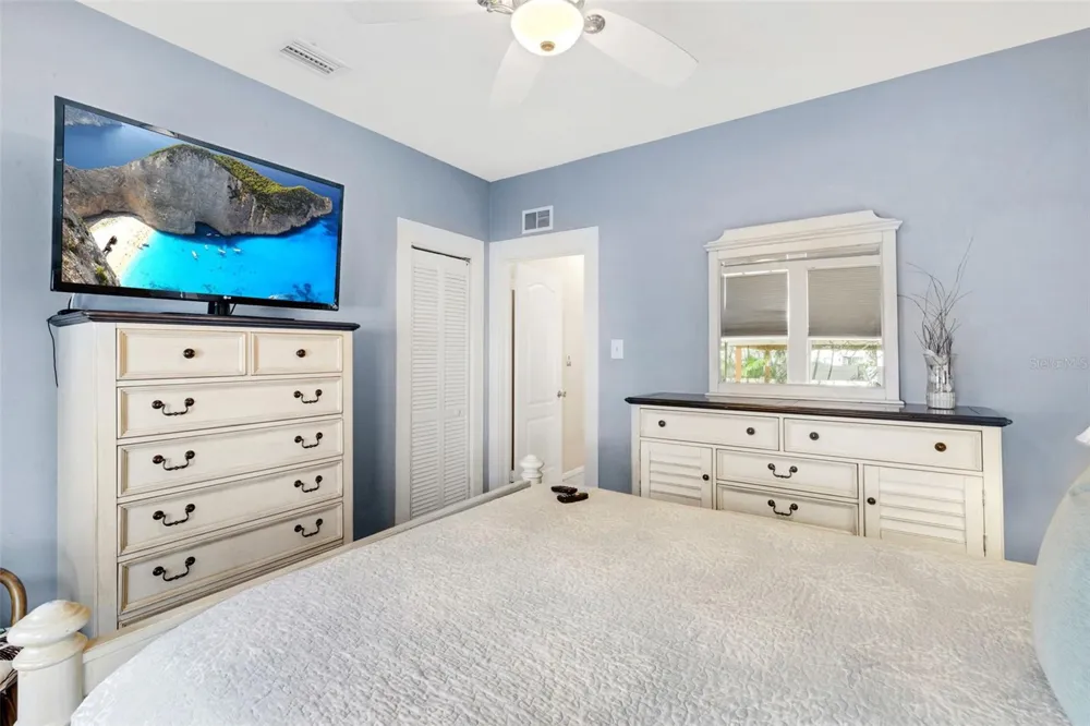 18 HEILWOOD STREET Clearwater, FL 33767