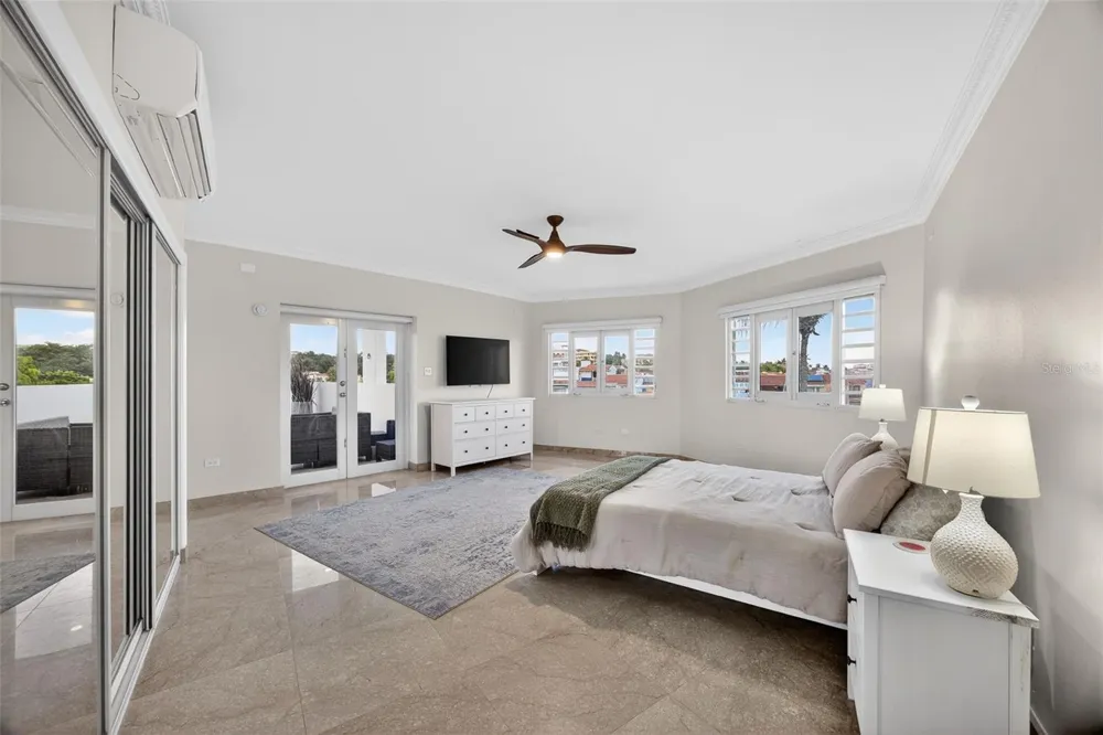 50 PENINSULA DE SAN JUAN Humacao, PR 00791