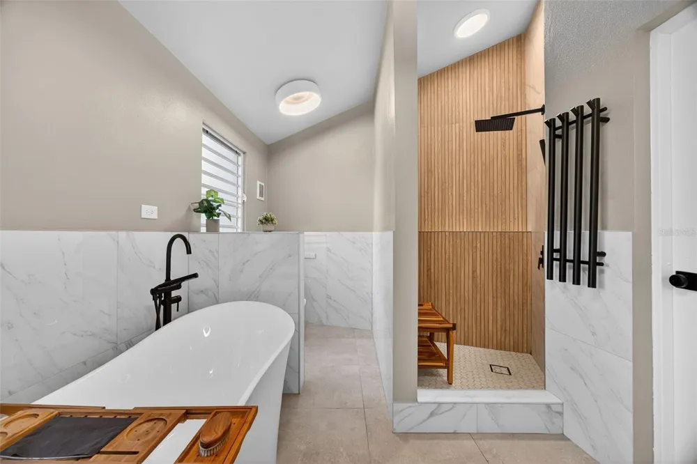 50 PENINSULA DE SAN JUAN Humacao, PR 00791