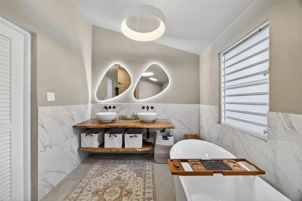 50 PENINSULA DE SAN JUAN Humacao, PR 00791