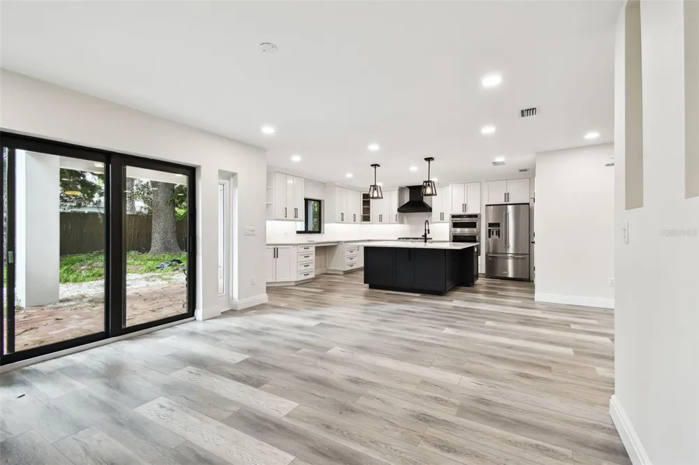 1045 JESSE AVENUE Safety Harbor, FL 34695
