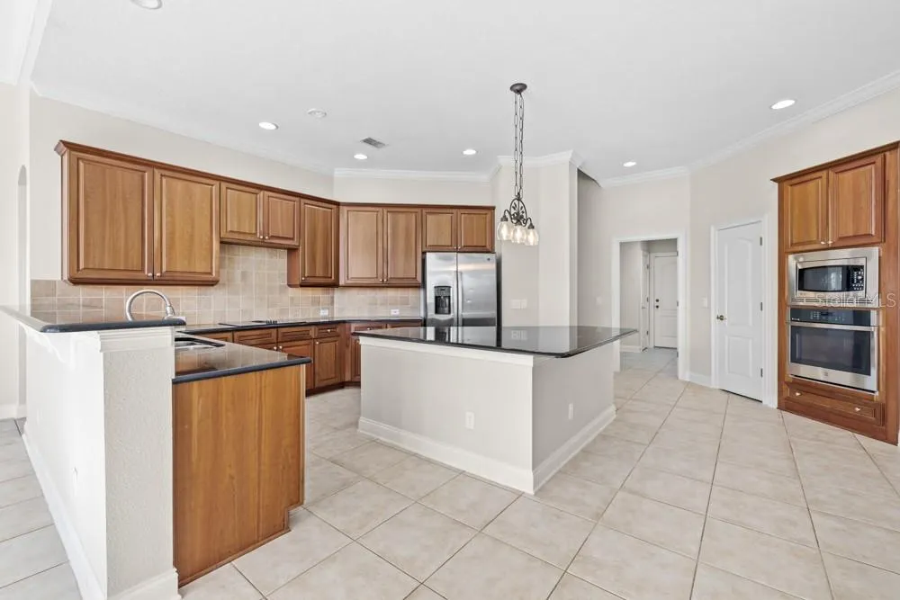 25515 HAWKS RUN LANE Sorrento, FL 32776