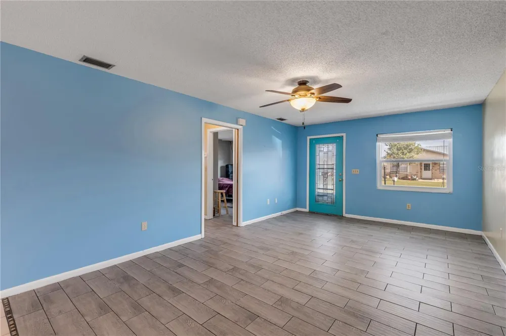 26 LAUGHING GULL LANE Edgewater, FL 32141