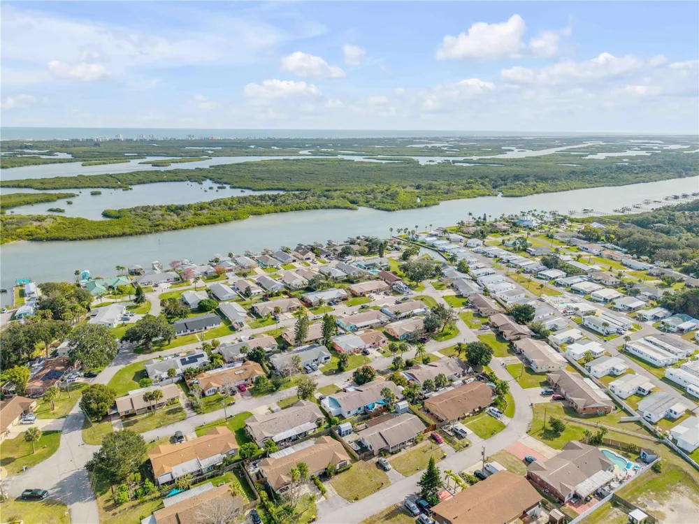 26 LAUGHING GULL LANE Edgewater, FL 32141