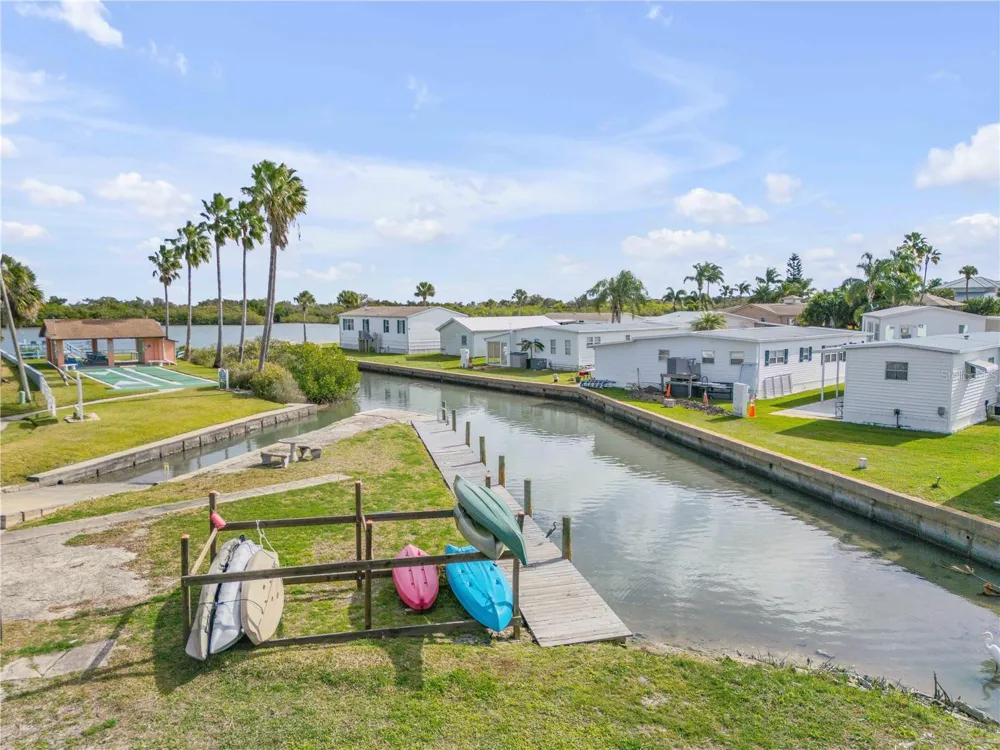 26 LAUGHING GULL LANE Edgewater, FL 32141