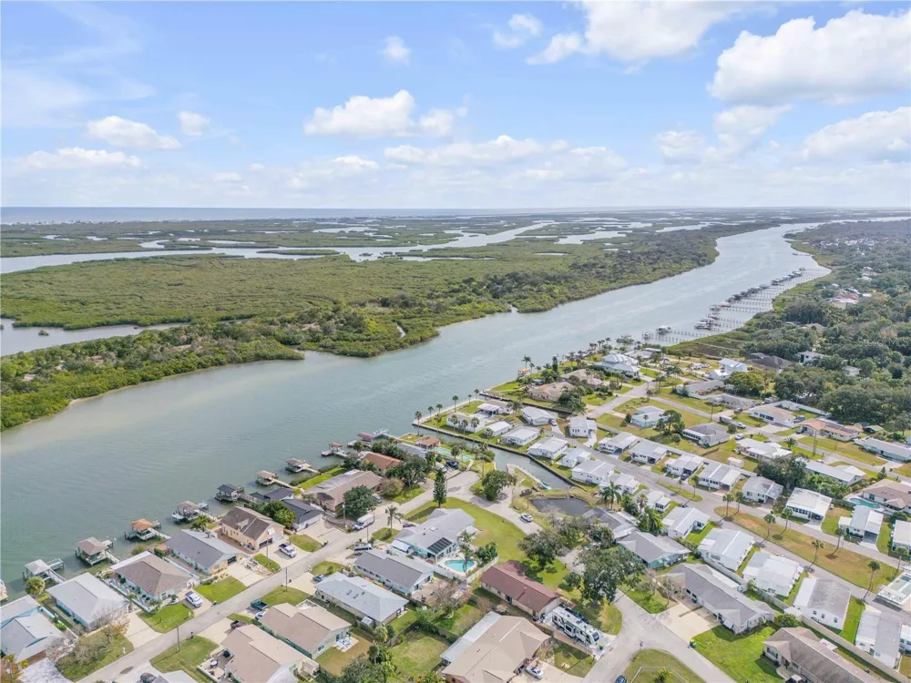 26 LAUGHING GULL LANE Edgewater, FL 32141