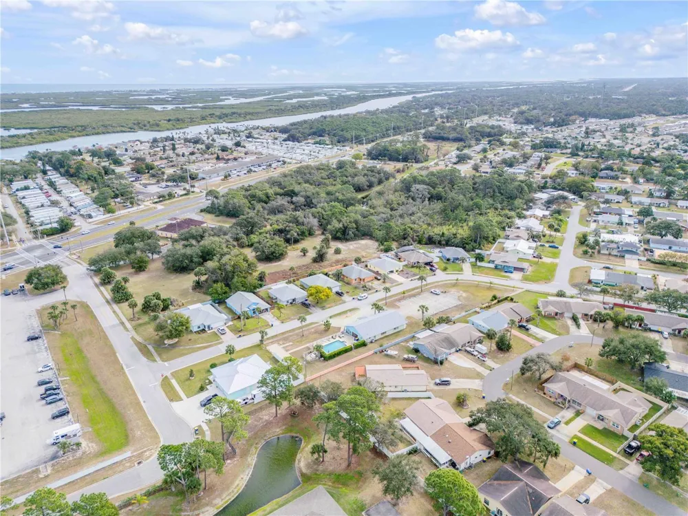26 LAUGHING GULL LANE Edgewater, FL 32141