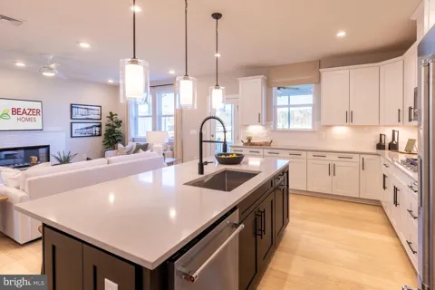21136 BLUE JAY DRIVE