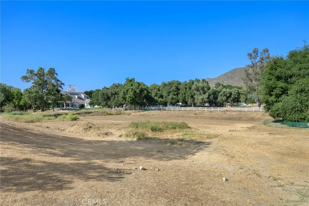 15625 Warm Springs Dr Canyon Country, CA 91387