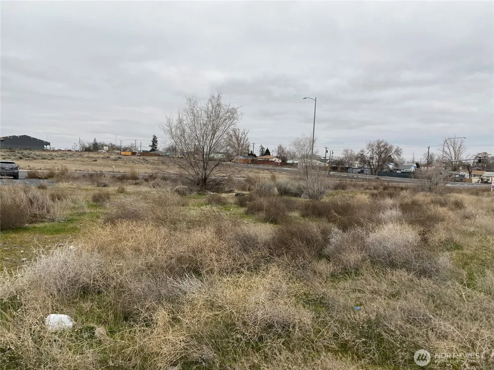 74 X Central Drive Moses Lake, WA 98837