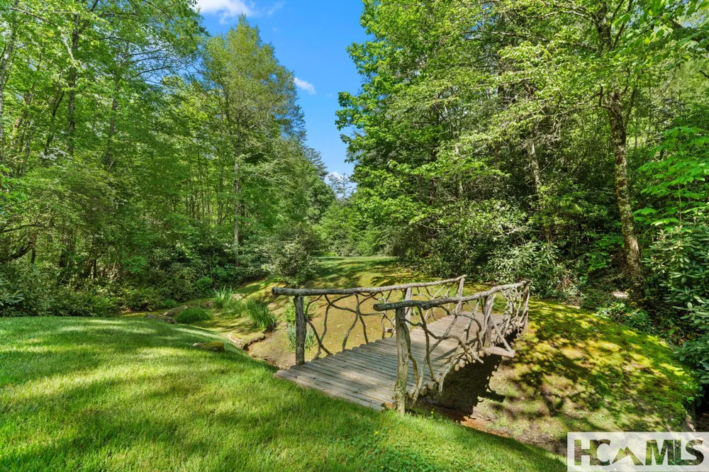 LT 29/36 Long Bridge N Cullowhee, NC 28717
