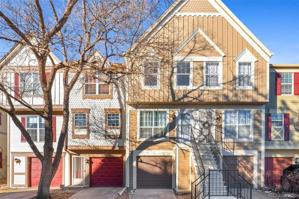 1811 S Quebec Way #12