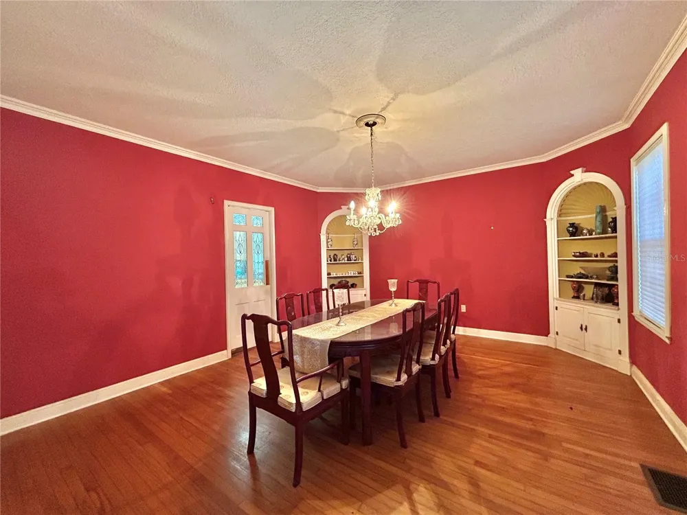 1105 HERNDON STREET Leesburg, FL 34748