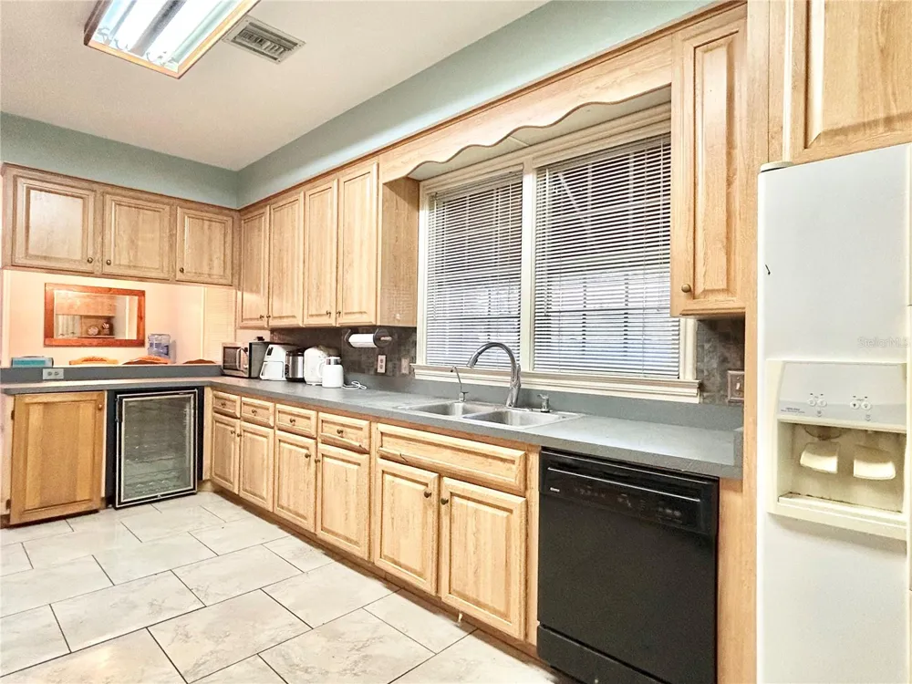 1105 HERNDON STREET Leesburg, FL 34748