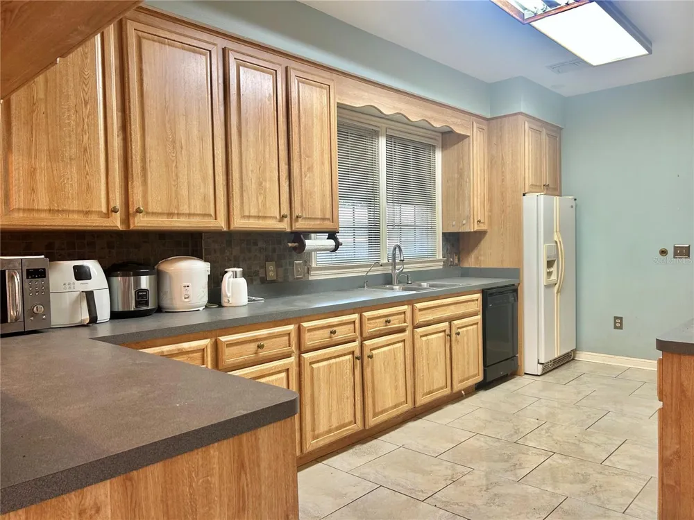 1105 HERNDON STREET Leesburg, FL 34748
