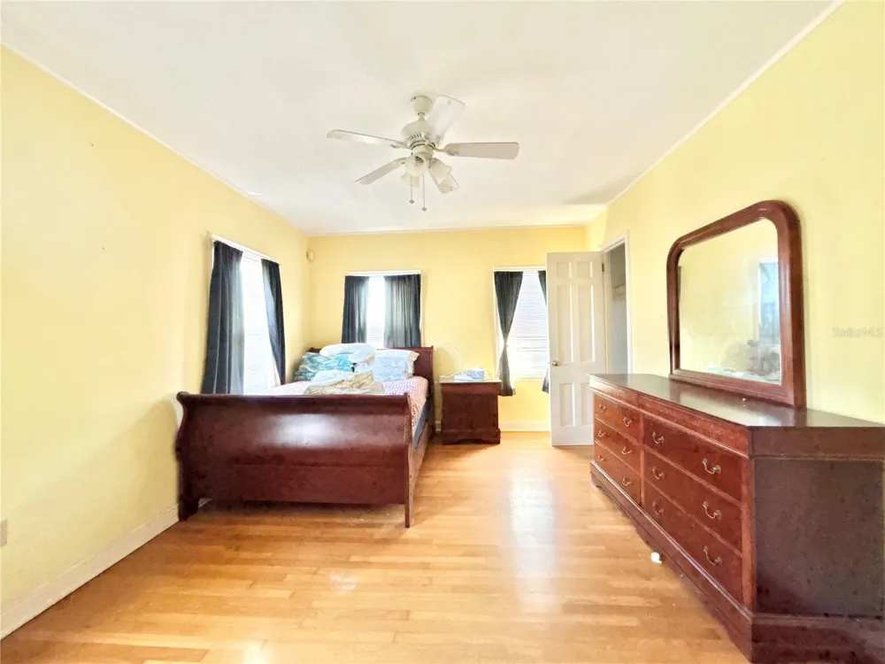 1105 HERNDON STREET Leesburg, FL 34748