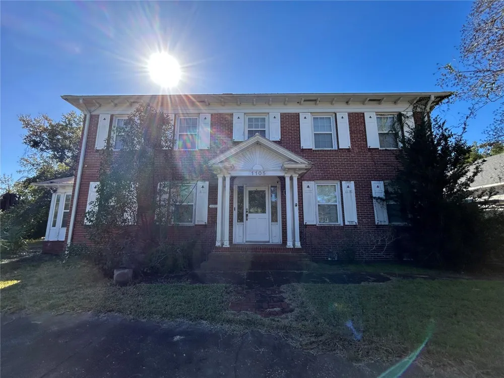 1105 HERNDON STREET Leesburg, FL 34748