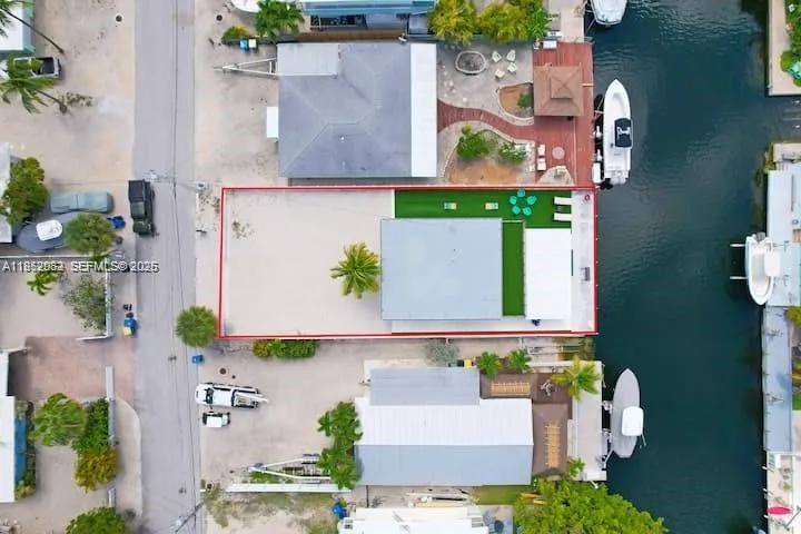 125 Gardenia St Plantation Key, FL 33070