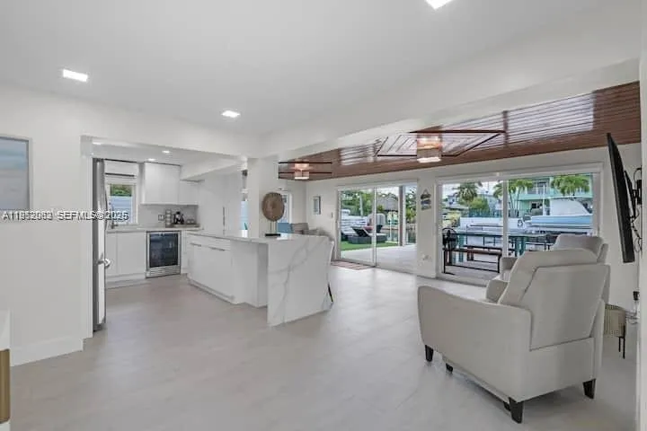 125 Gardenia St Plantation Key, FL 33070