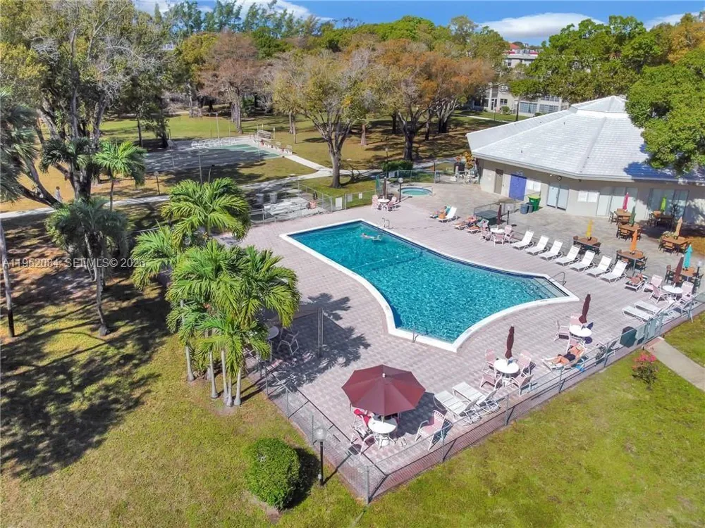 2999 NW 48th Ave #438 Lauderdale Lakes, FL 33313