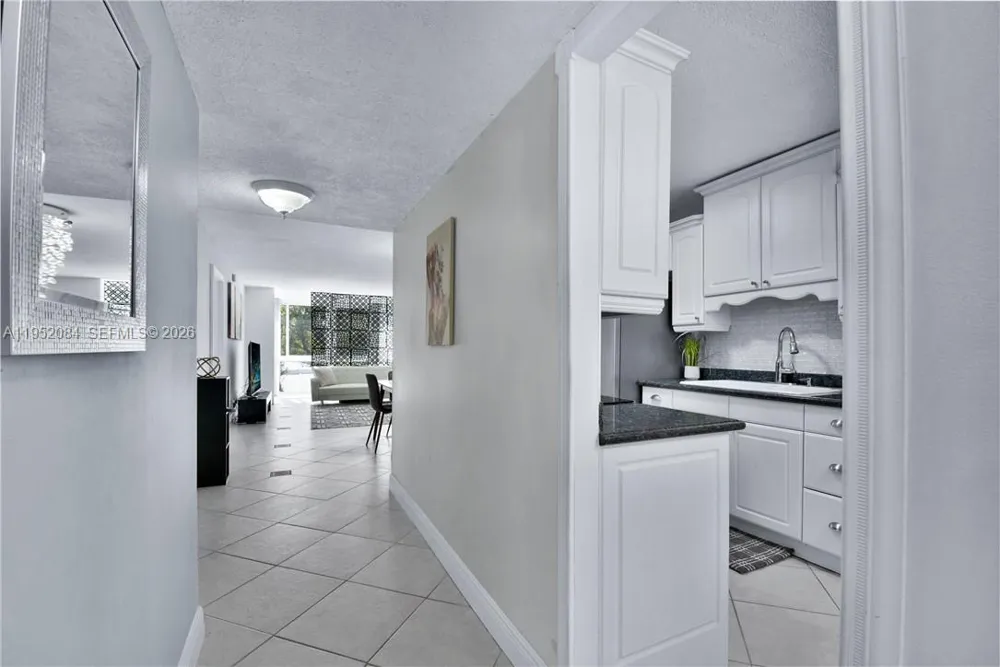 2999 NW 48th Ave #438 Lauderdale Lakes, FL 33313