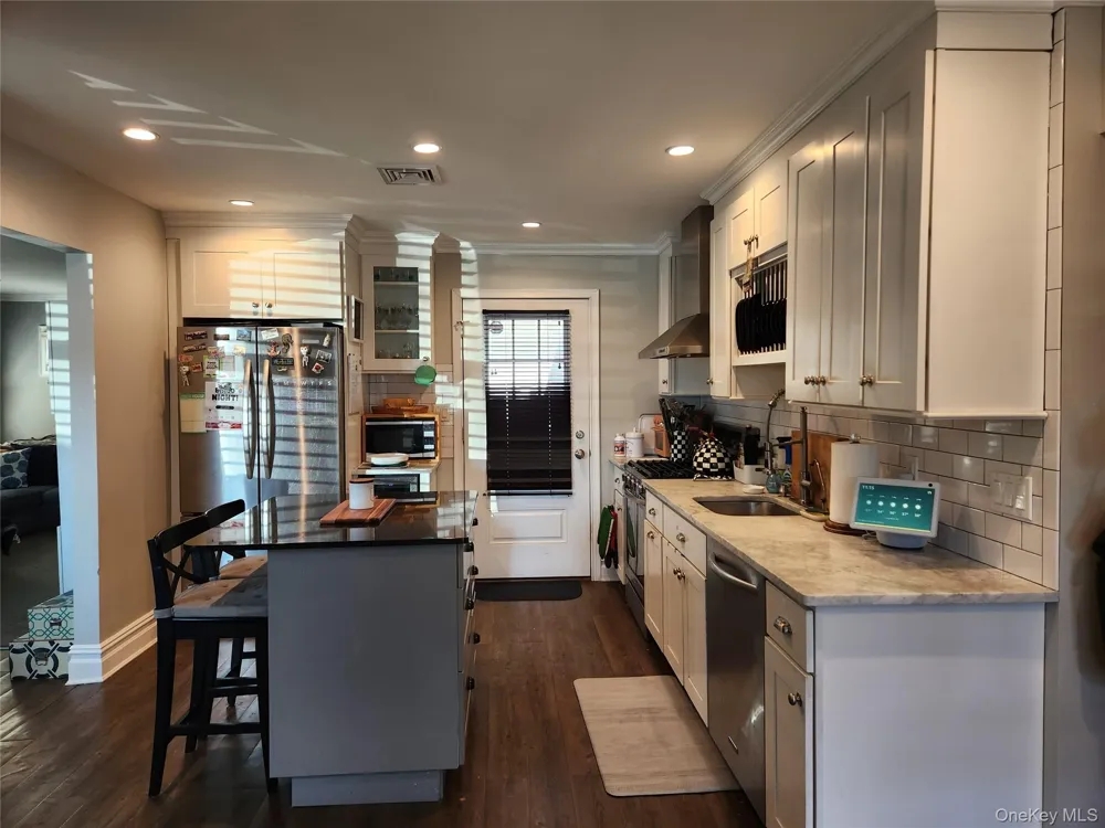 63 Kerrigan Street Long Beach, NY 11561