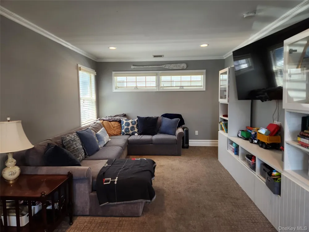63 Kerrigan Street Long Beach, NY 11561