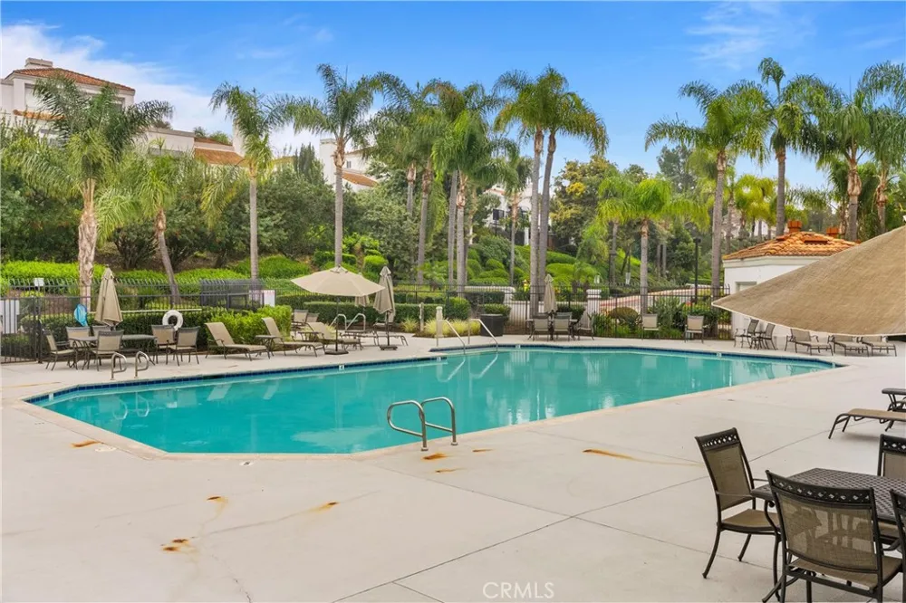 28135 Via Luis Laguna Niguel, CA 92677
