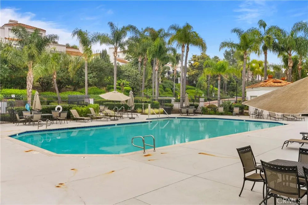 28135 Via Luis Laguna Niguel, CA 92677